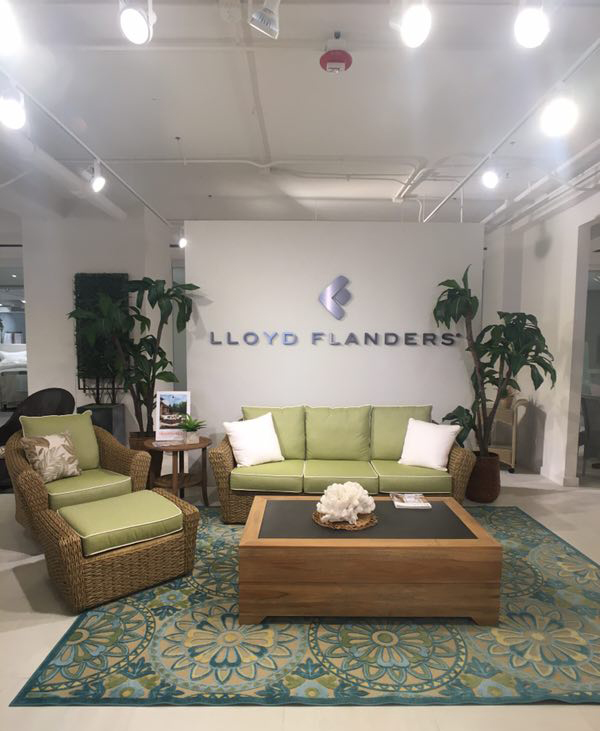  LLOYD FLANDERS